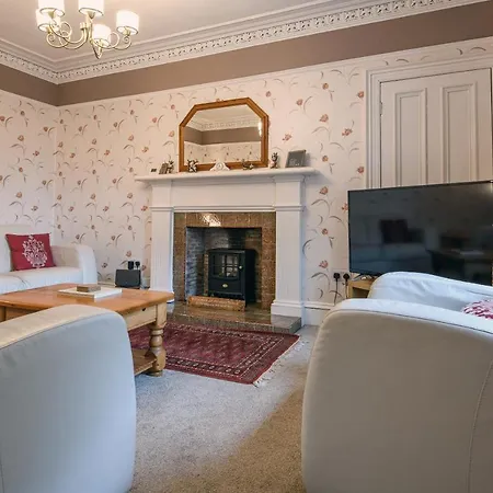 Charming Townhouse On North Coast 500 Route, Wick Villa Wick  Exterior photo